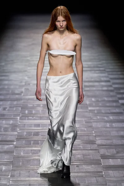 Look 36